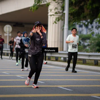 Runner Photo 6268019