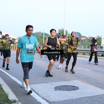 Runner Photo 6268080