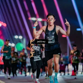 Runner Photo 6268082