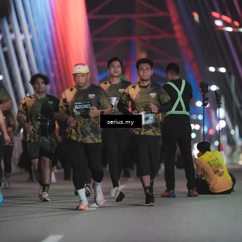 Runner Photo 6268084