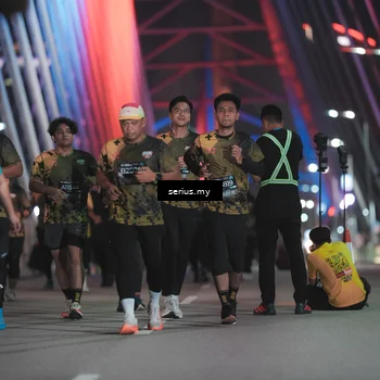 Runner Photo 6268087