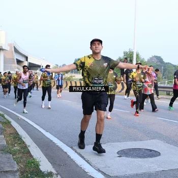 Runner Photo 6268131