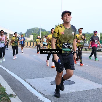 Runner Photo 6268161
