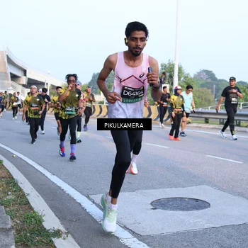 Runner Photo 6268216