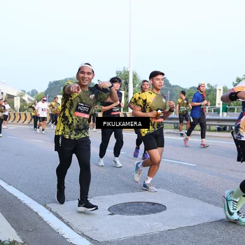 Runner Photo 6268305