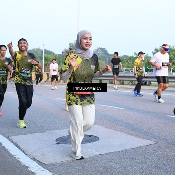 Runner Photo 6268357