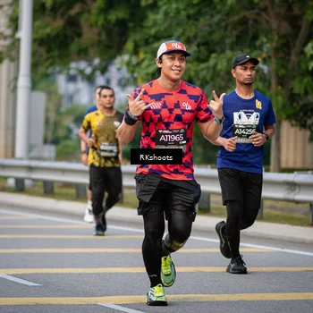 Runner Photo 6268396