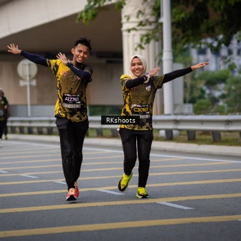 Runner Photo 6268415