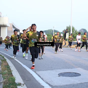 Runner Photo 6268444