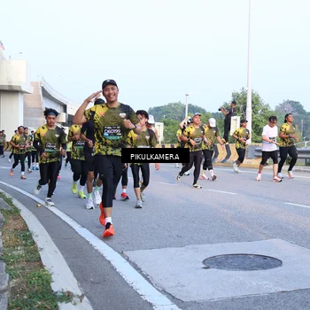 Runner Photo 6268454