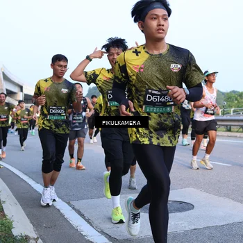 Runner Photo 6268519