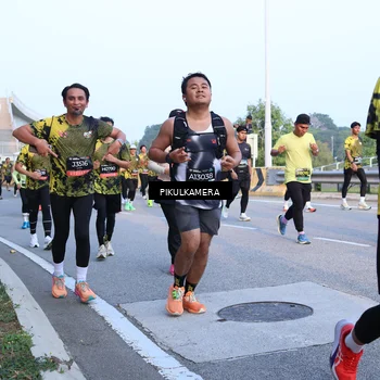 Runner Photo 6268591