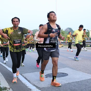 Runner Photo 6268625