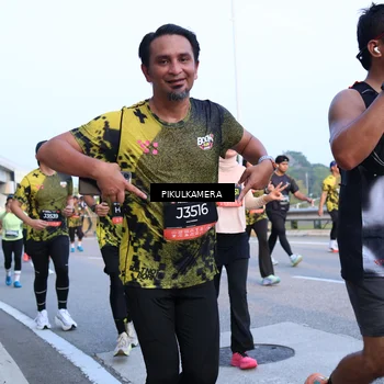 Runner Photo 6268654