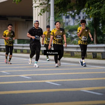 Runner Photo 6268750