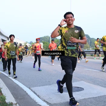 Runner Photo 6268824