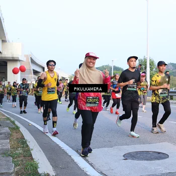 Runner Photo 6268917