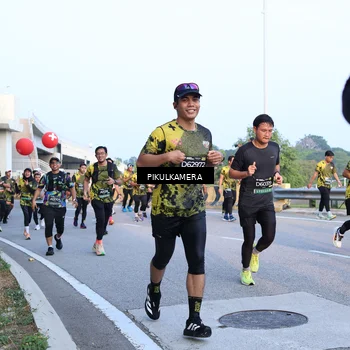 Runner Photo 6269010