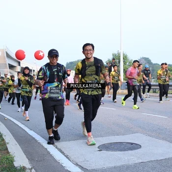 Runner Photo 6269035