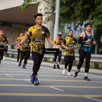 Runner Photo 6269100