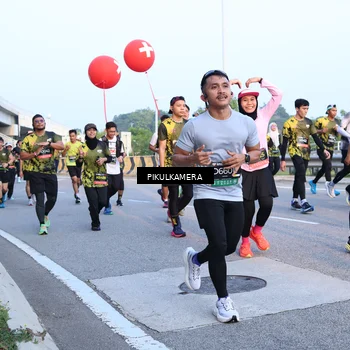 Runner Photo 6269140