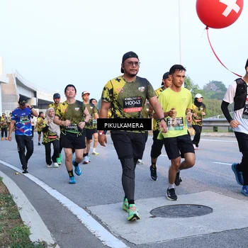 Runner Photo 6269251