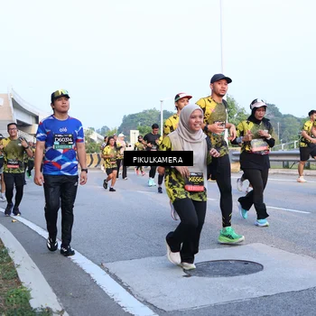 Runner Photo 6269299