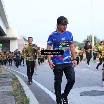 Runner Photo 6269334