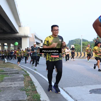 Runner Photo 6269344
