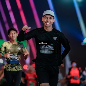 Runner Photo 6269388
