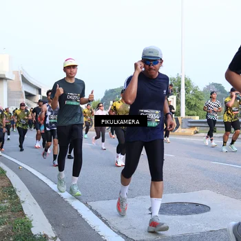 Runner Photo 6269412