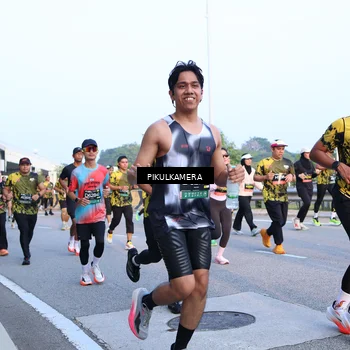 Runner Photo 6269417