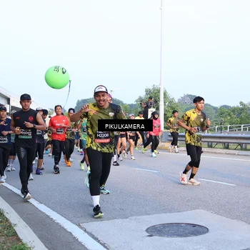 Runner Photo 6269501