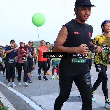 Runner Photo 6269540