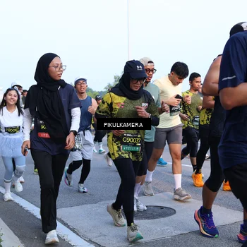 Runner Photo 6269610