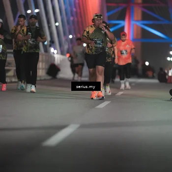 Runner Photo 6270006