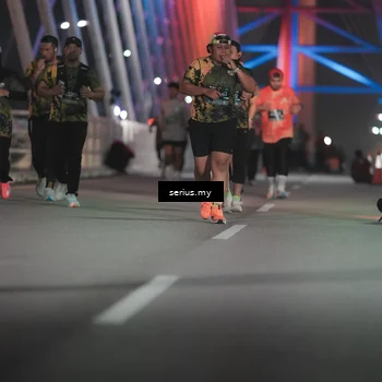 Runner Photo 6270034