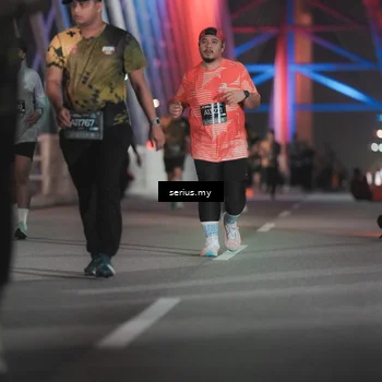 Runner Photo 6270036