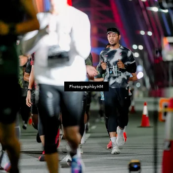 Runner Photo 6270055