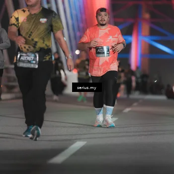 Runner Photo 6270058