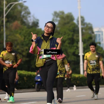 Runner Photo 6270070