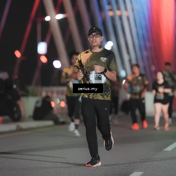 Runner Photo 6270118