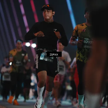 Runner Photo 6270163