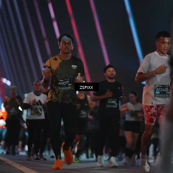 Runner Photo 6270615