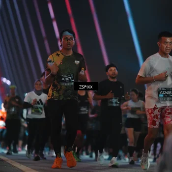 Runner Photo 6270636