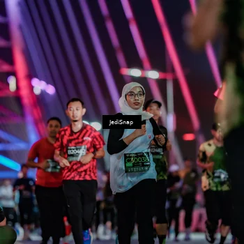 Runner Photo 6270857