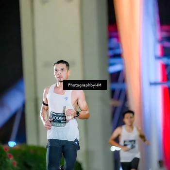 Runner Photo 6270871