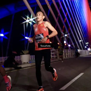 Runner Photo 6270912
