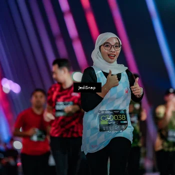 Runner Photo 6271054