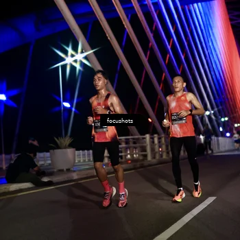 Runner Photo 6271098